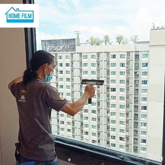 รับติดฟิล์มกันความร้อนคอนโด อาคารสูง - รับติดฟิล์มบ้าน อาคาร คอนโด - โฮมฟิล์ม